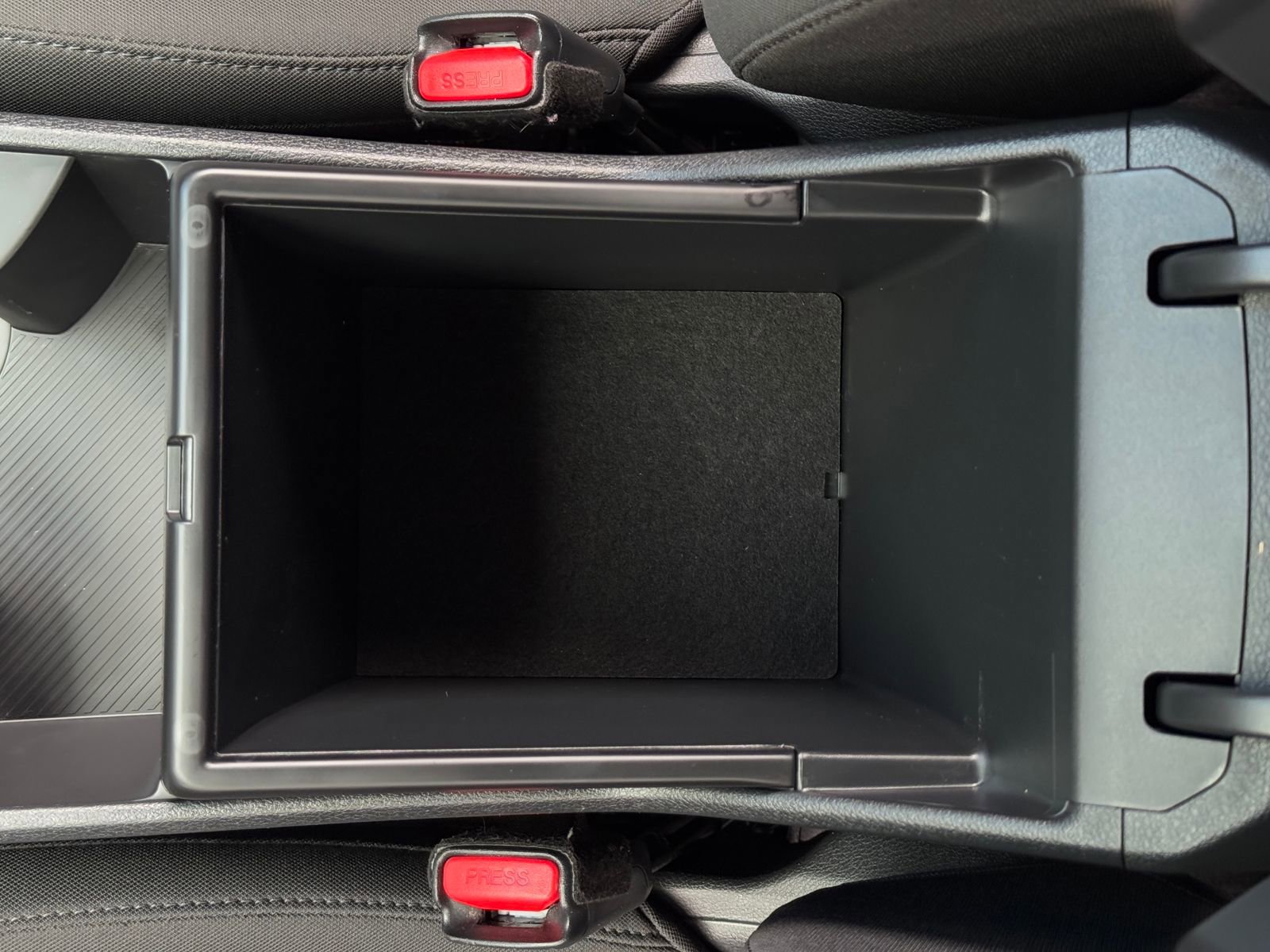 Used 2024 Kia Sportage LX image 27