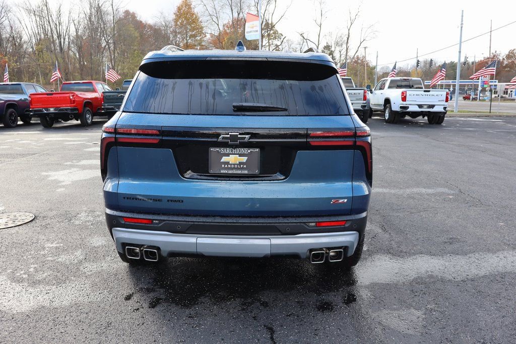 New 2026 Chevrolet Traverse Z71 w/ Enhanced Driving Package AWD/4WD image 32