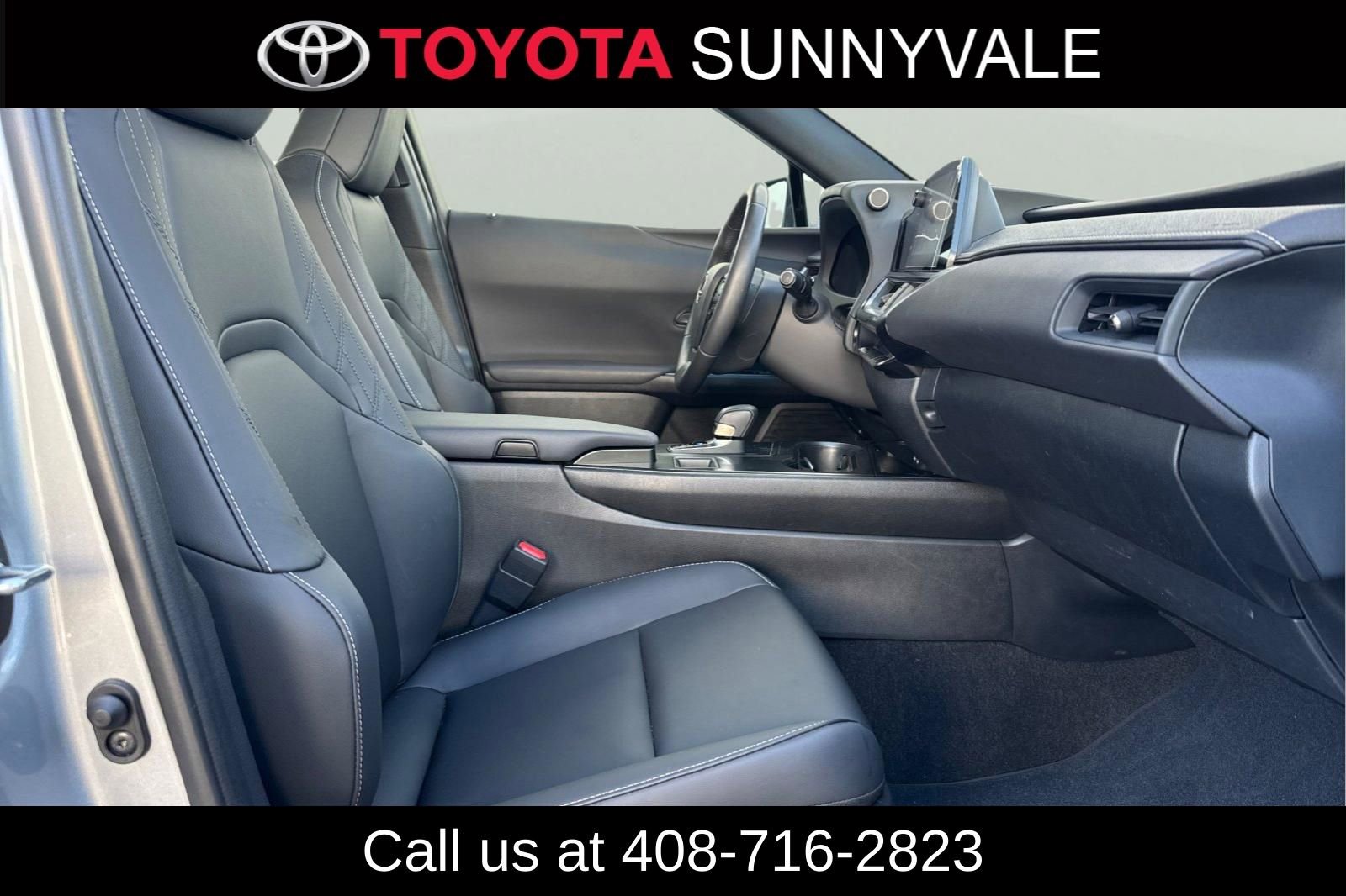 Used 2025 Lexus UX 300h FWD w/ Accessory Package (Z2) image 20