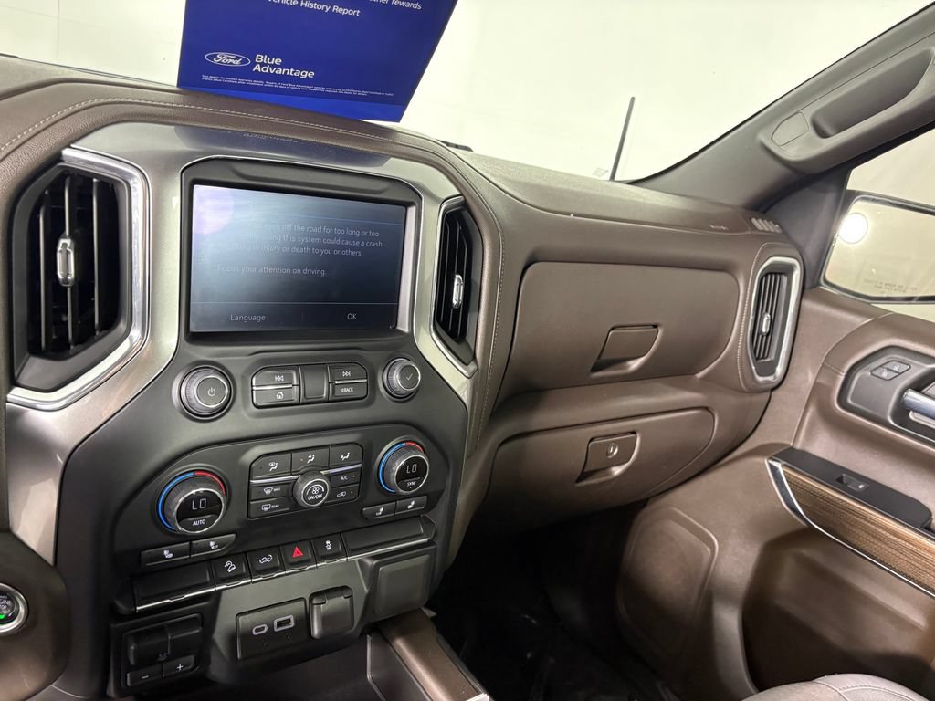 Used 2021 Chevrolet Silverado 1500 LT Trail Boss AWD/4WD image 17