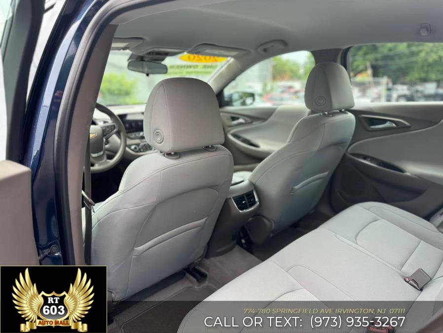 Used 2020 Chevrolet Malibu LT image 12