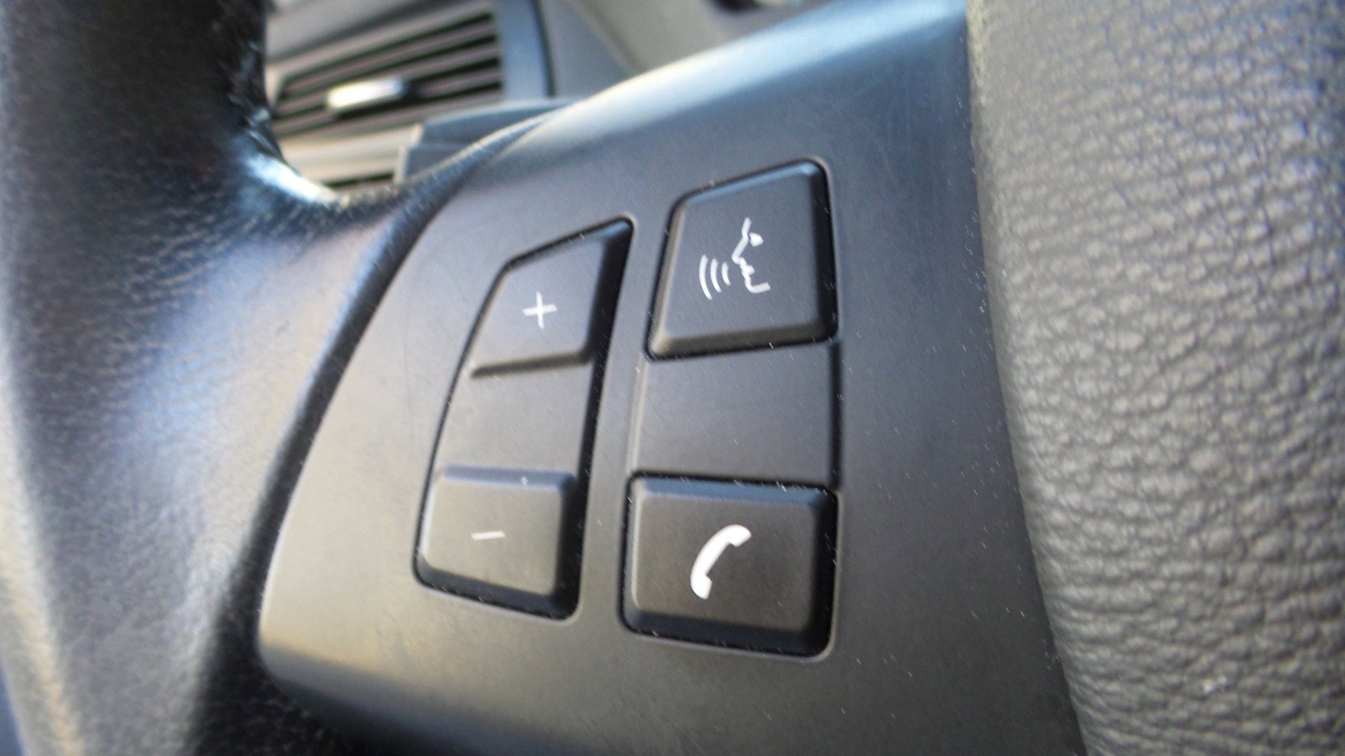 Used 2012 BMW X5 xDrive35d image 62