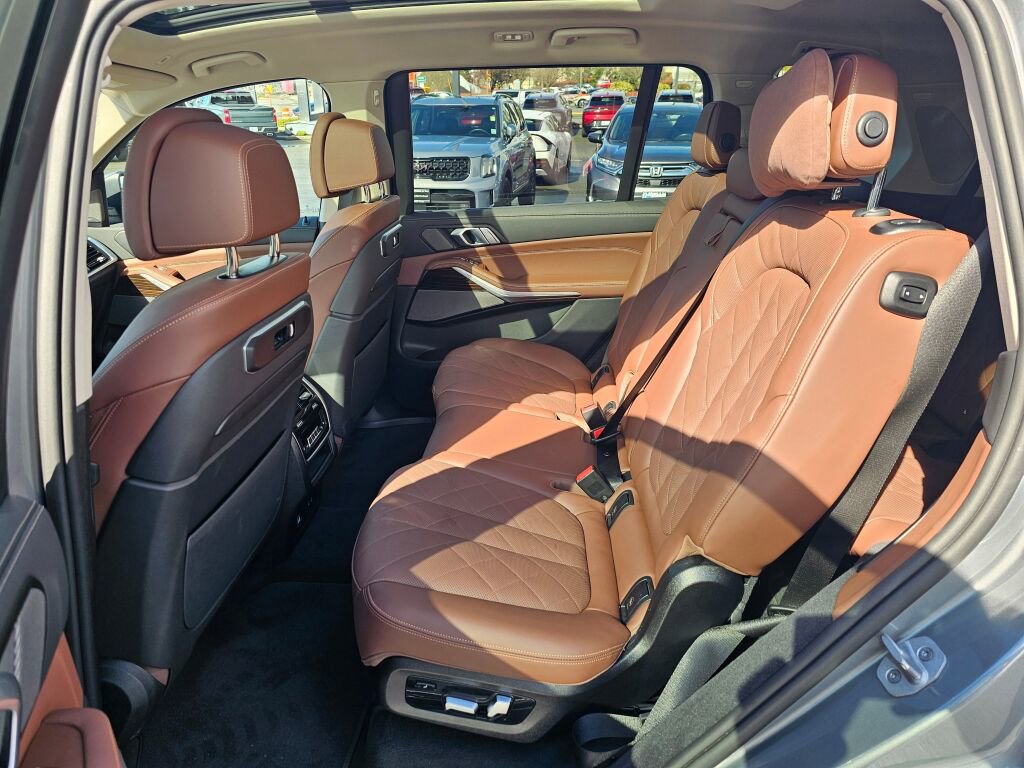 Used 2026 BMW X7 xDrive40i image 23