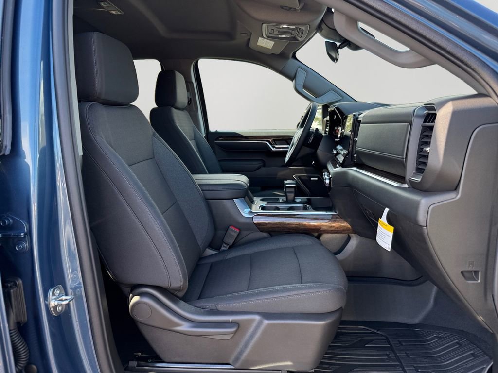 Used 2026 GMC Sierra 1500 Elevation image 12