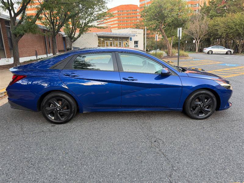 Used 2023 Hyundai Elantra SEL FWD image 7