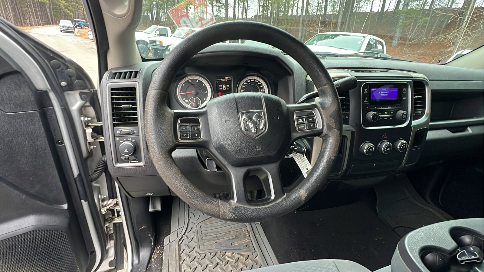 Used 2014 RAM 1500 Express image 21