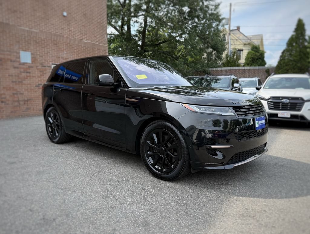 Used 2023 Land Rover Range Rover Sport SE Dynamic AWD/4WD image 3