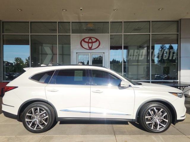 Used 2022 Acura MDX w/ Technology Package FWD image 3