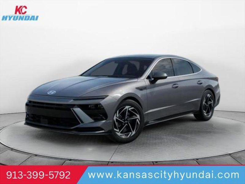 New 2026 Hyundai Sonata SEL image 1