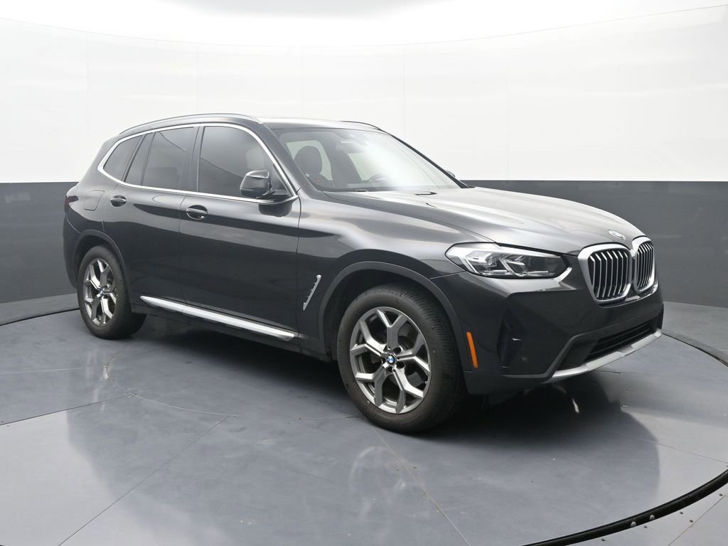 Used 2023 BMW X3 xDrive30i w/ Convenience Package image 3