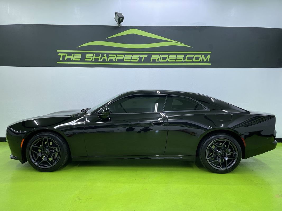 Used 2024 Dodge Charger R/T w/ Plus Group image 6
