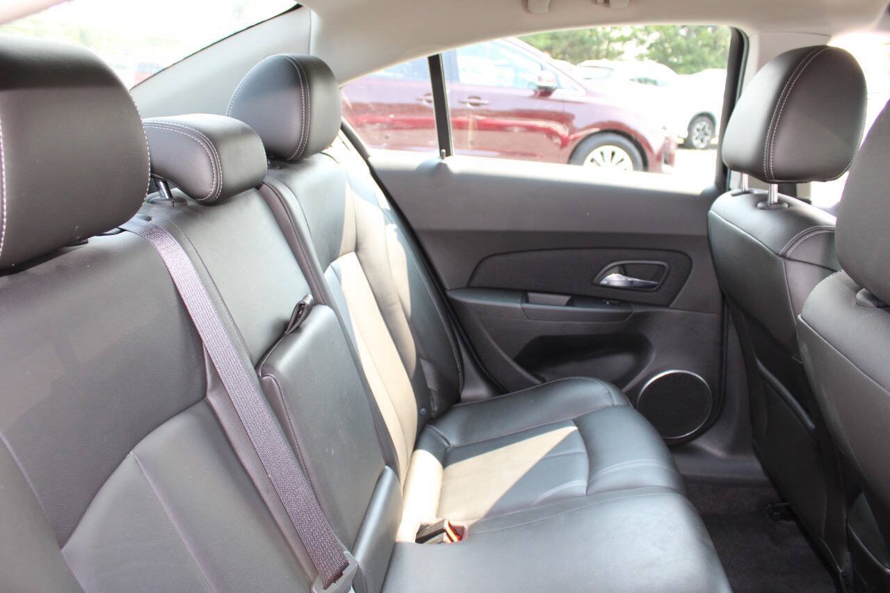 Used 2011 Chevrolet Cruze LT FWD image 17