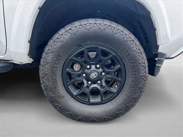 Certified 2022 Toyota Tacoma SR5 w/ Technology Package RWD image 26