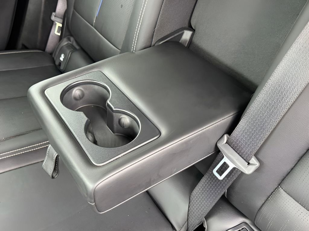 Certified 2025 Cadillac Lyriq Luxury w/ LPO, Floor Liner Package AWD/4WD image 22