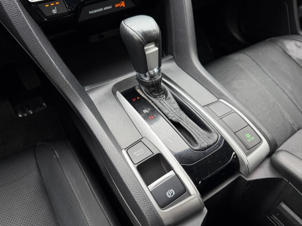Used 2018 Honda Civic Touring image 27