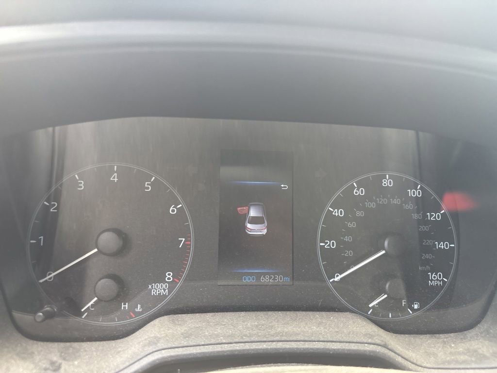 Used 2023 Toyota Corolla LE FWD image 4