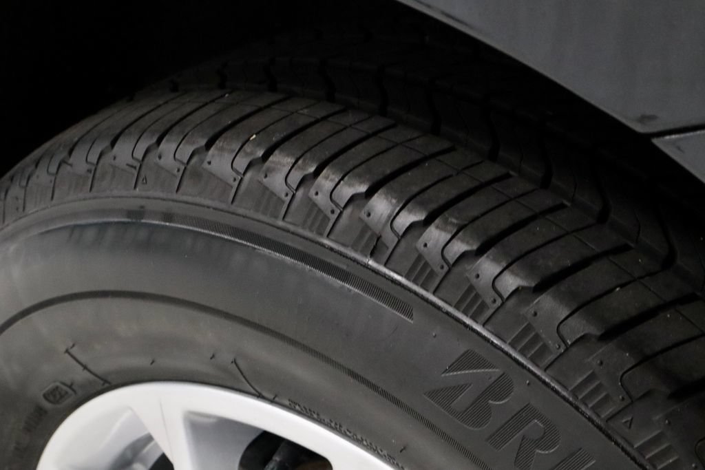 Used 2024 Chevrolet Equinox LT w/ LPO, Floor Liner Package AWD/4WD image 19