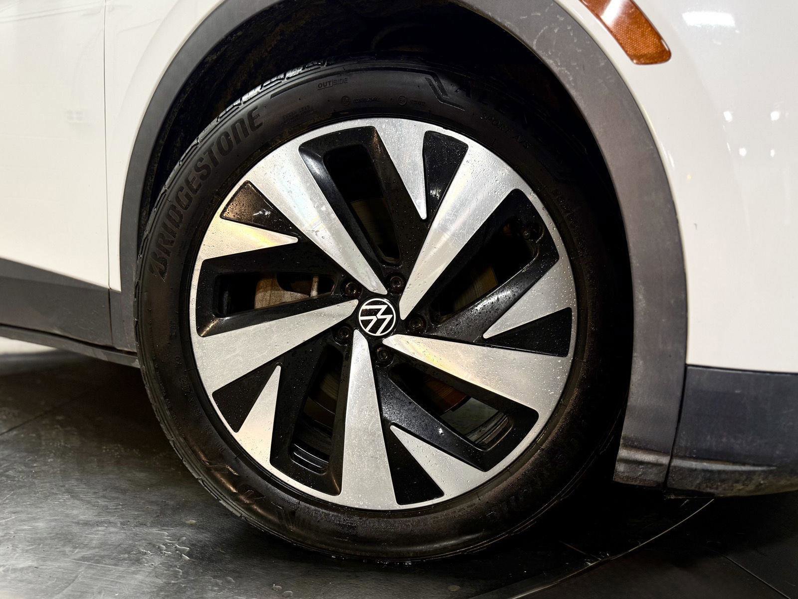 Used 2021 Volkswagen ID.4 1st Edition image 10