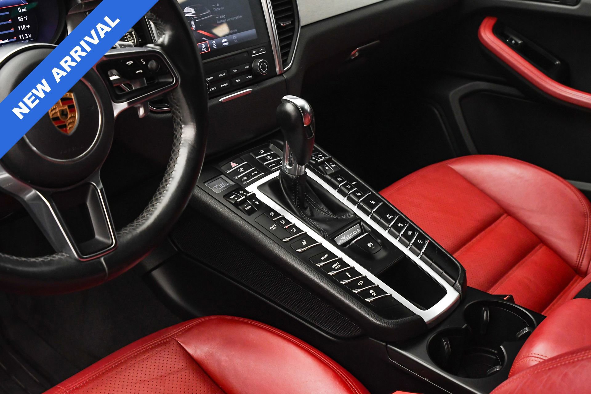 Used 2017 Porsche Macan GTS image 38