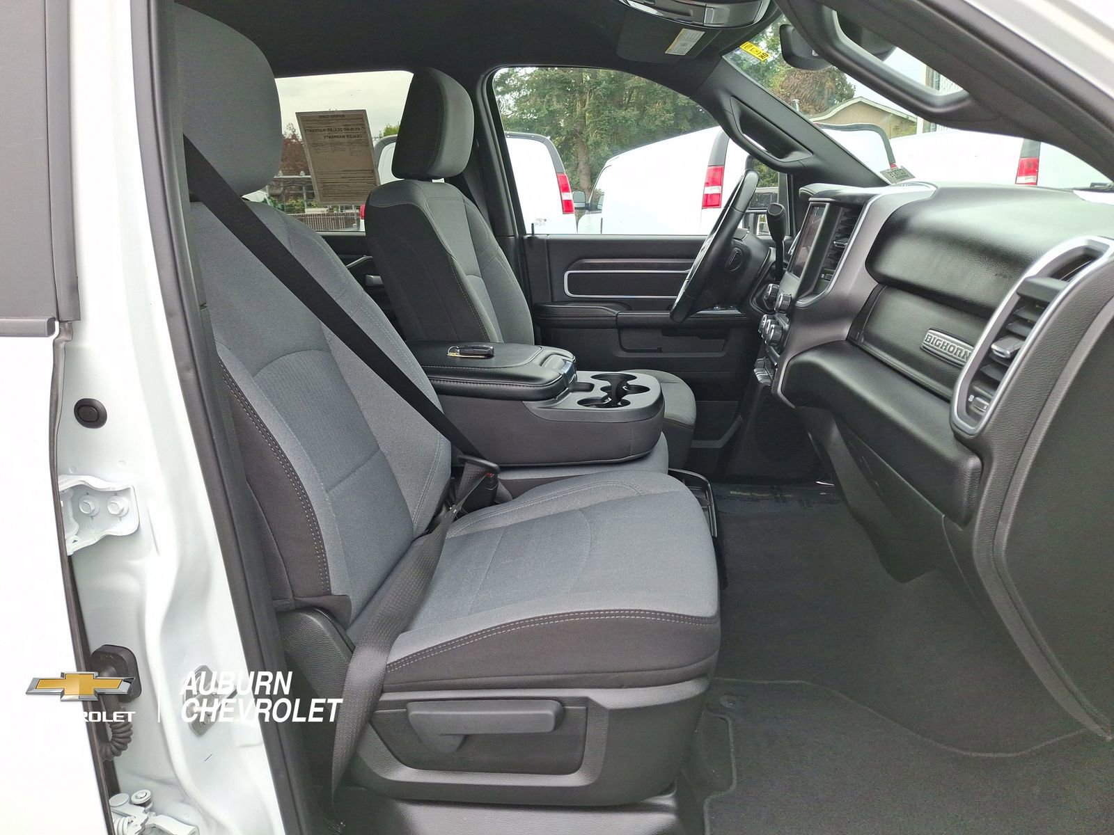 Used 2024 RAM 3500 Big Horn AWD/4WD image 24