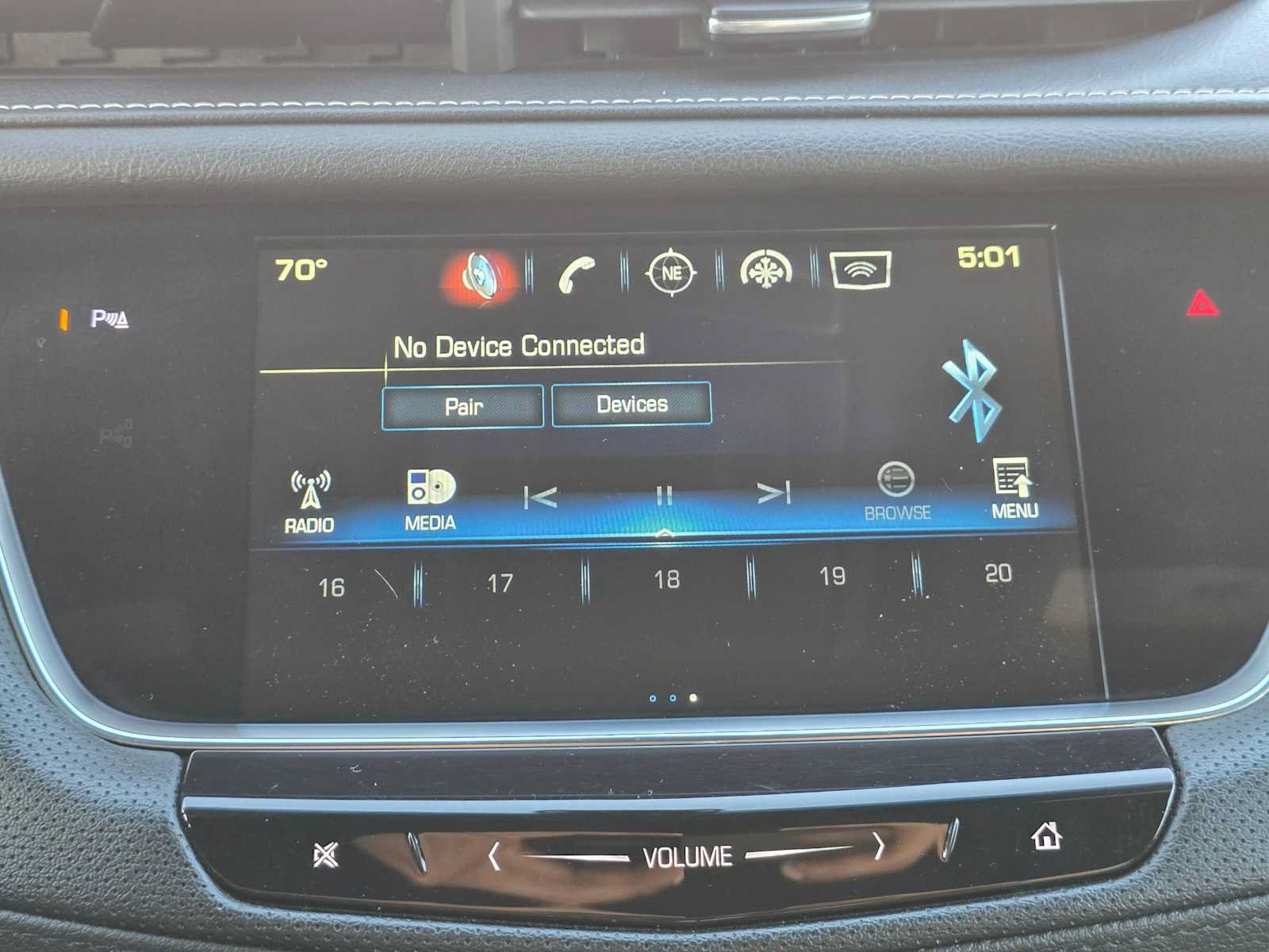 Used 2018 Cadillac XT5 FWD image 22