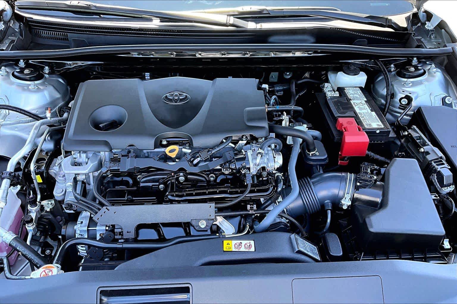 Used 2024 Toyota Camry LE w/ Convenience Package FWD image 31