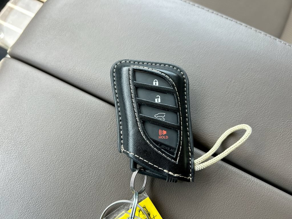 Used 2023 Lexus GX 460 Premium w/ Premium Package AWD/4WD image 37