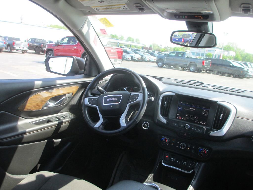 Used 2020 GMC Terrain SLE w/ Driver Convenience Package image 22