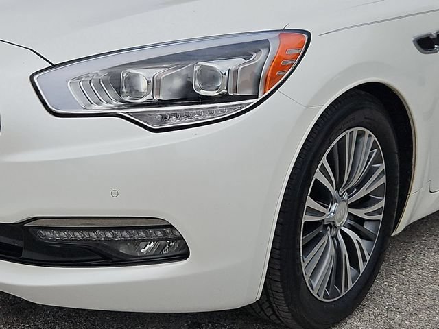 Used 2017 Kia K900 Premium RWD image 10