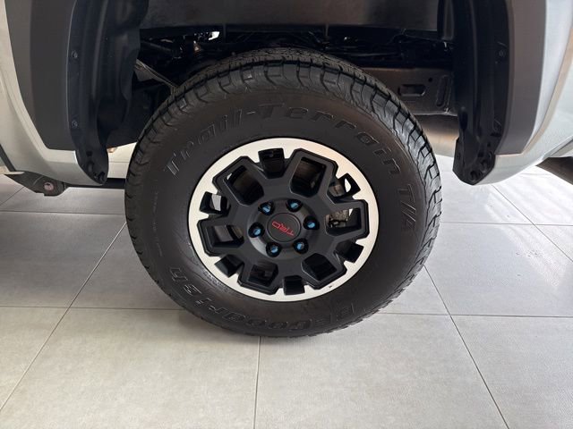 Used 2024 Toyota Tacoma TRD Off-Road image 12