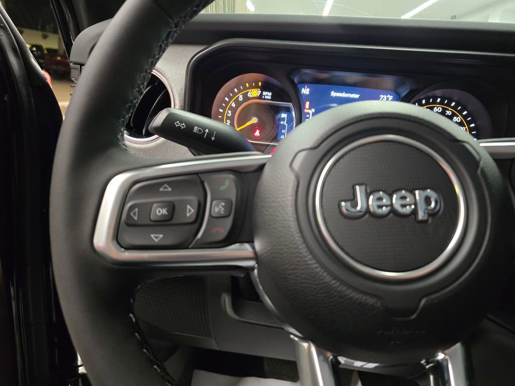 New 2026 Jeep Wrangler Unlimited Sahara AWD/4WD image 17
