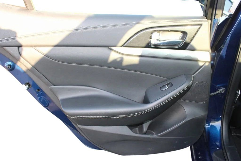Used 2023 Nissan Maxima SL FWD image 27