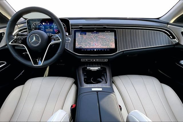 New 2026 Mercedes-Benz E 350 4MATIC Sedan image 5