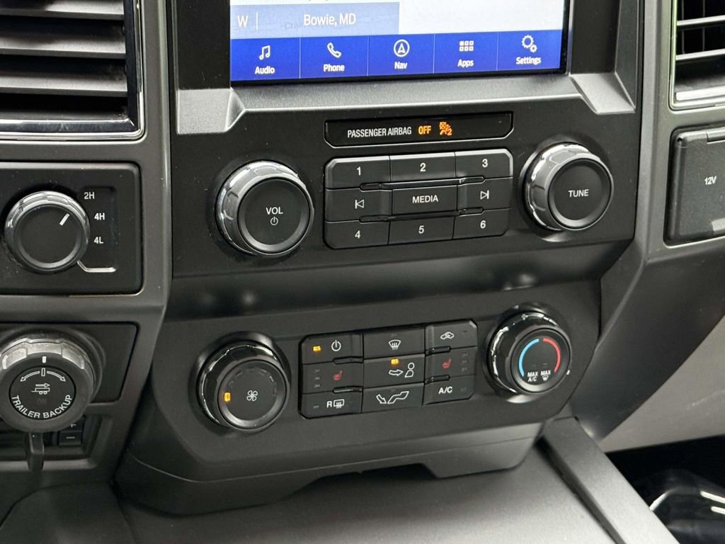 Used 2020 Ford F150 XLT w/ Equipment Group 302A Luxury AWD/4WD image 17