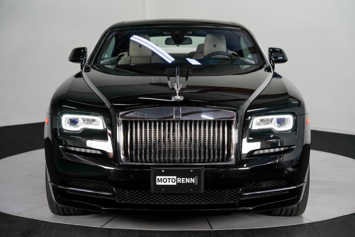 Used 2017 Rolls-Royce Wraith image 10