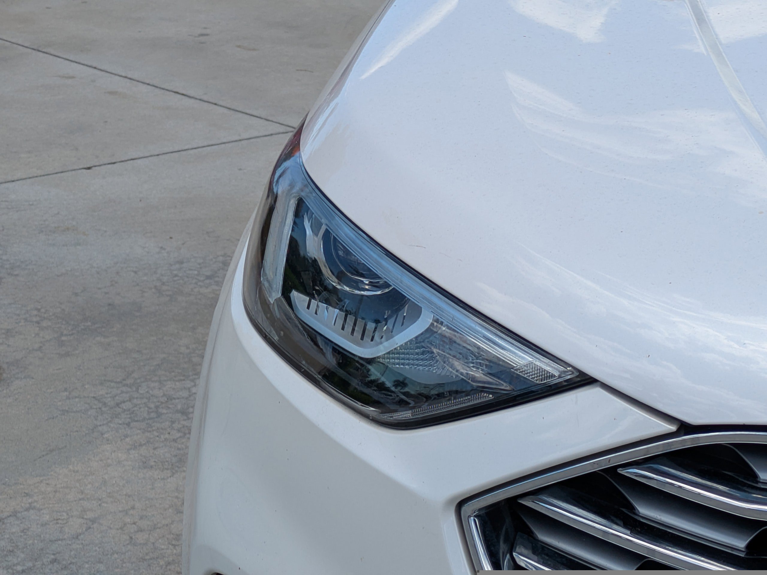 Used 2019 Ford Edge Titanium w/ Cold Weather Package AWD/4WD image 7