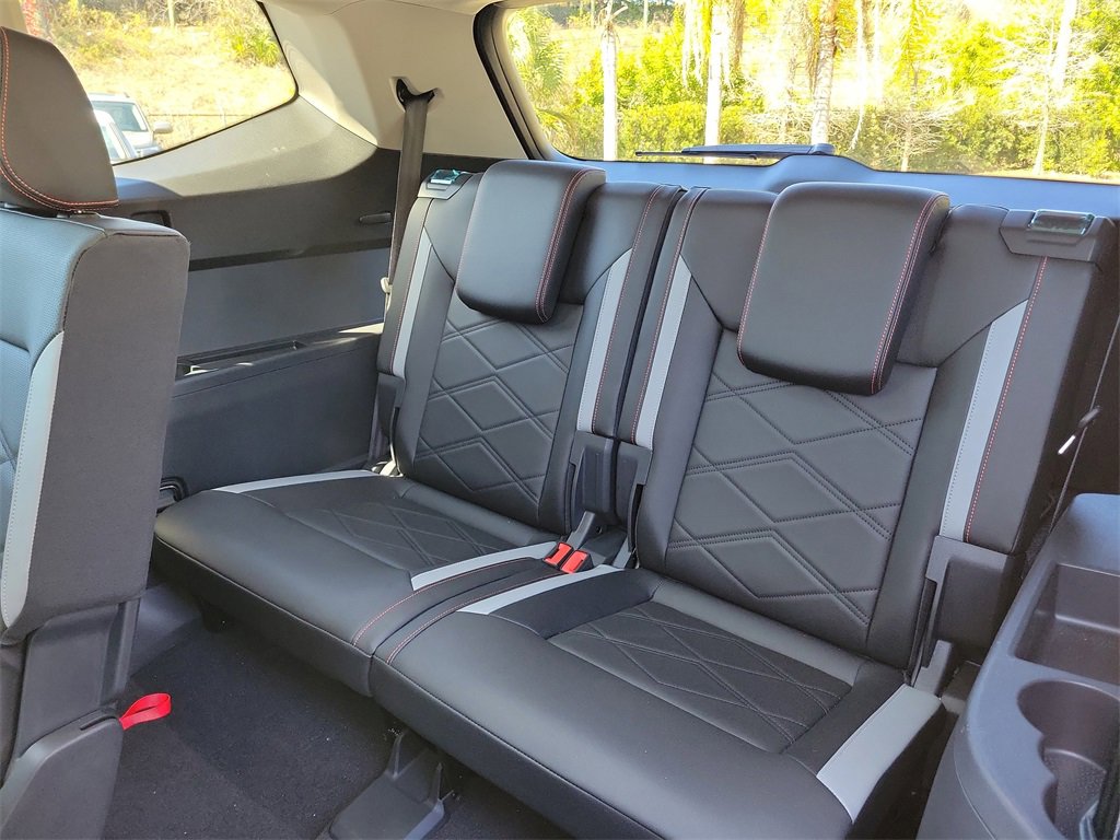 Certified 2025 Volkswagen Atlas Peak Edition SE image 14