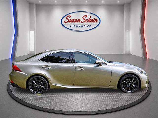 Used 2018 Lexus IS 300 AWD w/ Accessory Package image 4