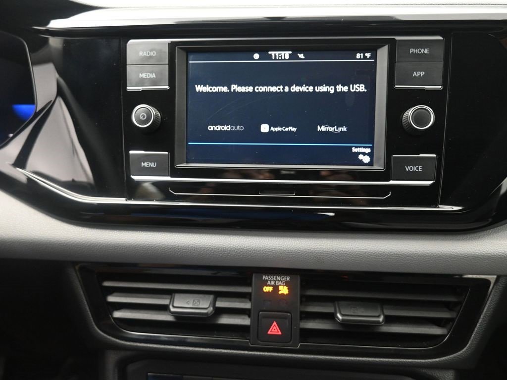 Used 2022 Volkswagen Taos S image 11