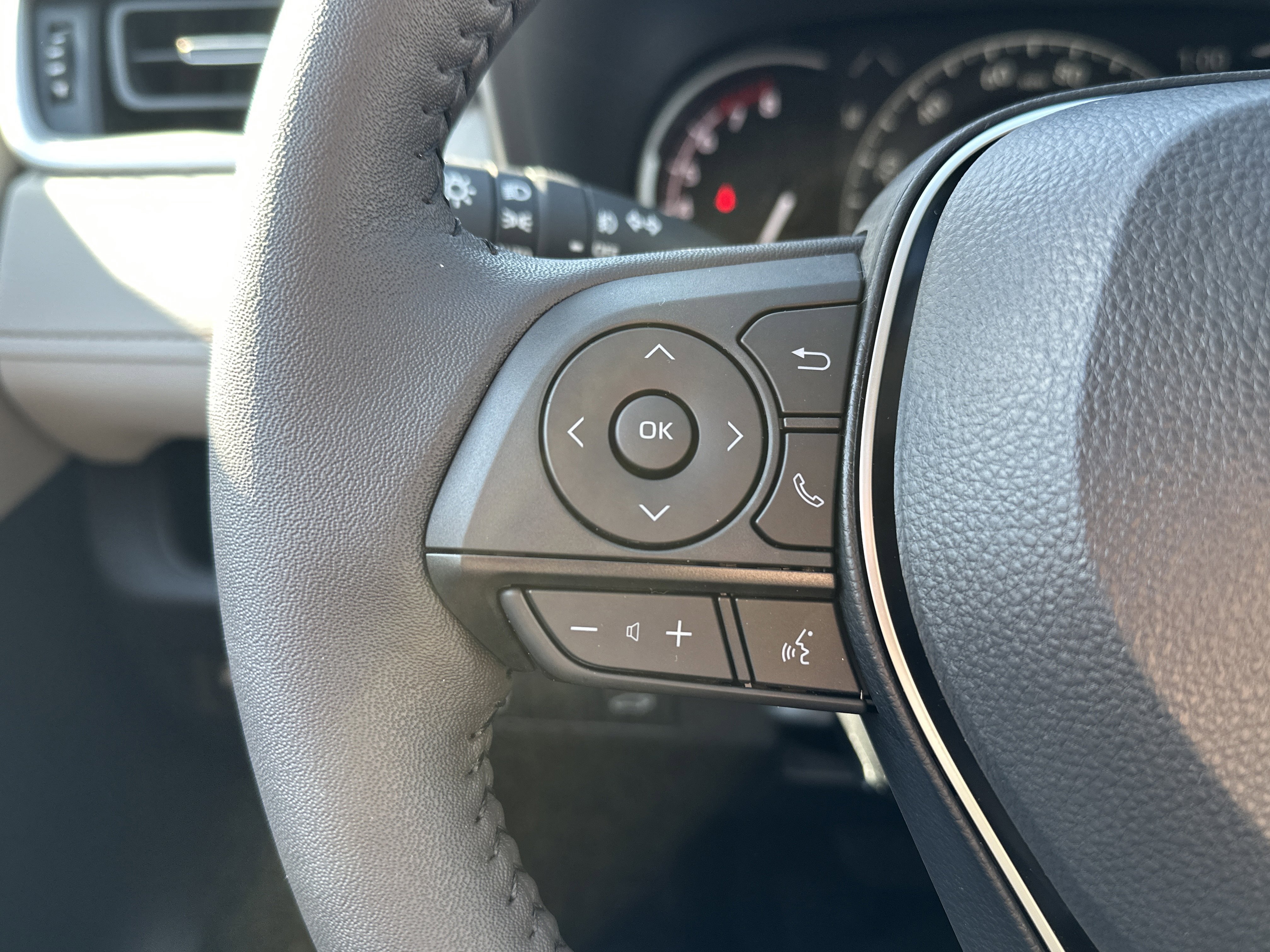 New 2025 Toyota RAV4 XLE Premium w/ Weather Package image 18