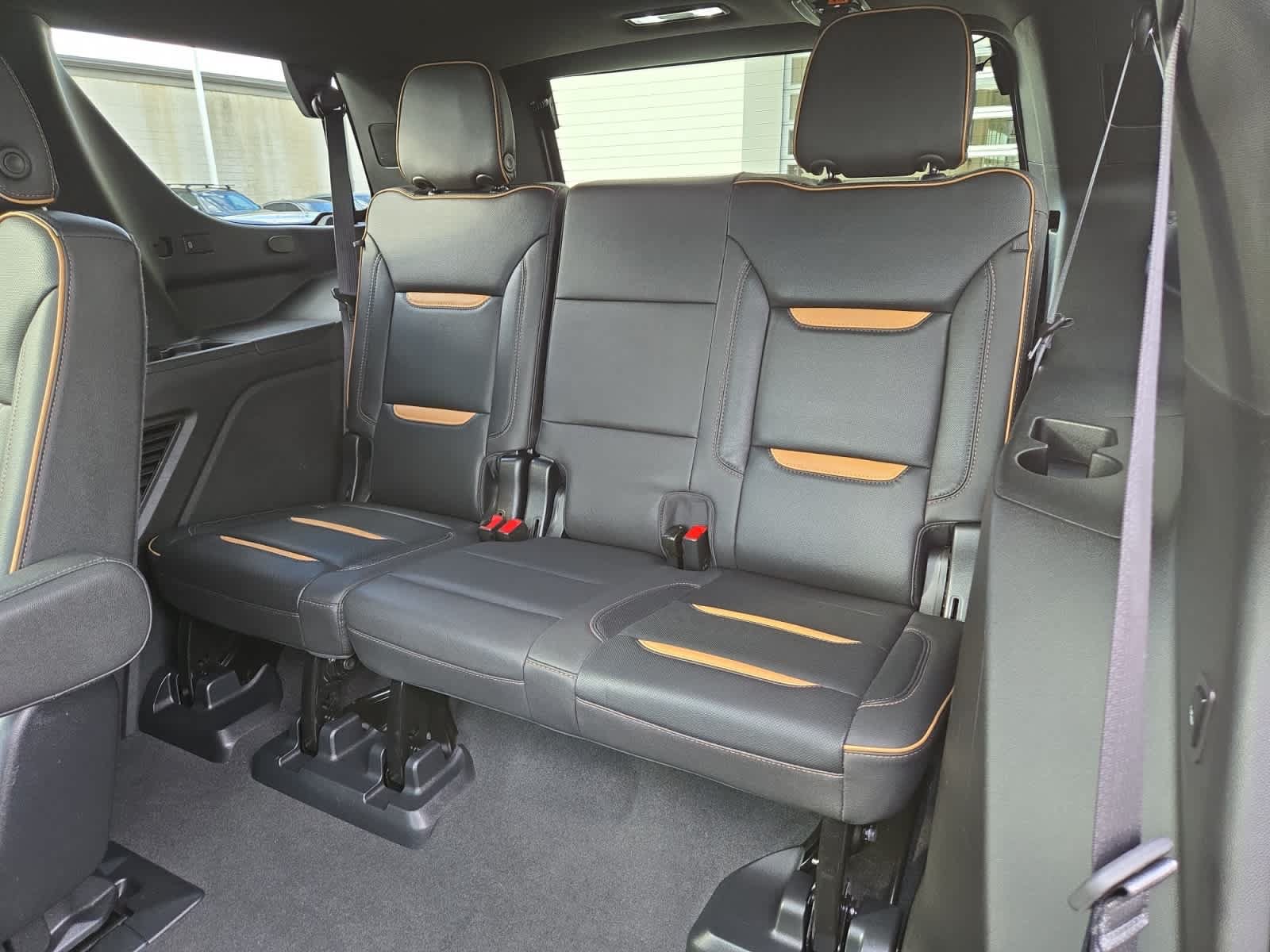 Used 2023 GMC Yukon AT4 w/ AT4 Premium Package AWD/4WD image 50
