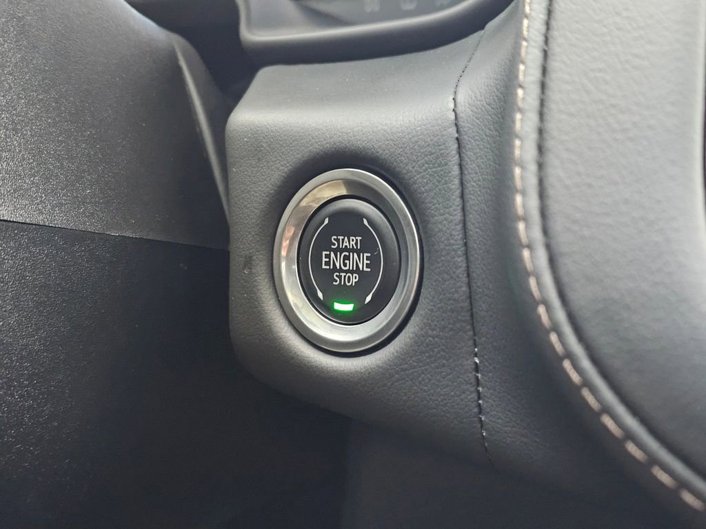 Used 2022 Chevrolet Suburban High Country image 35