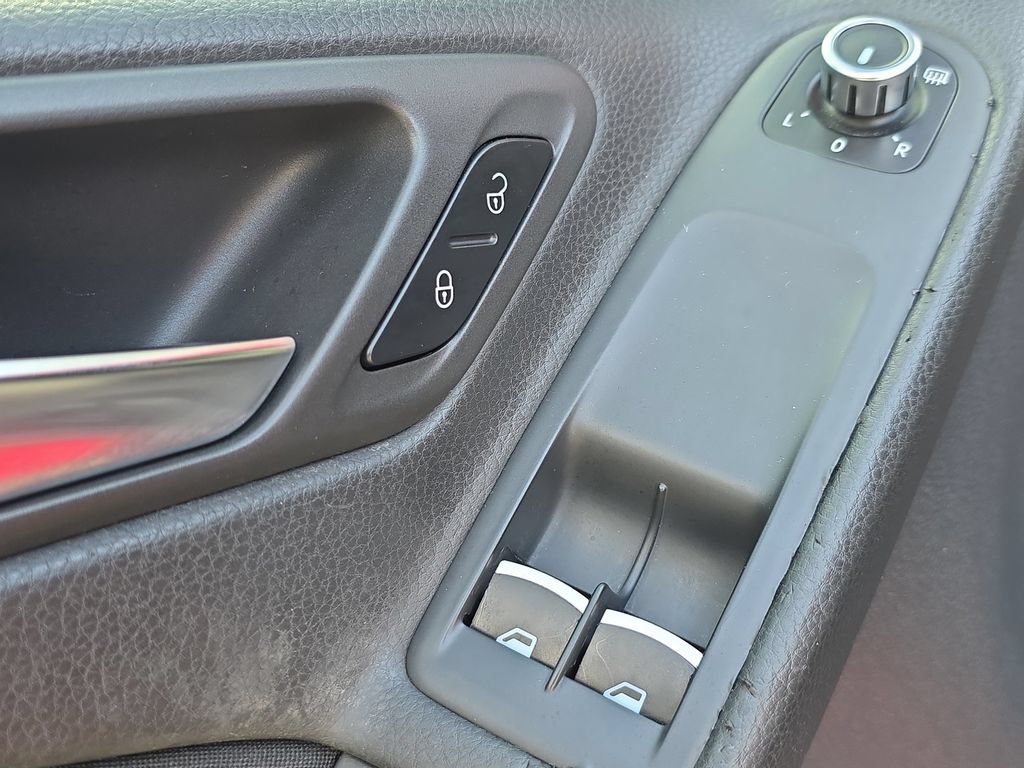 Used 2011 Volkswagen GTI 2-Door FWD image 24
