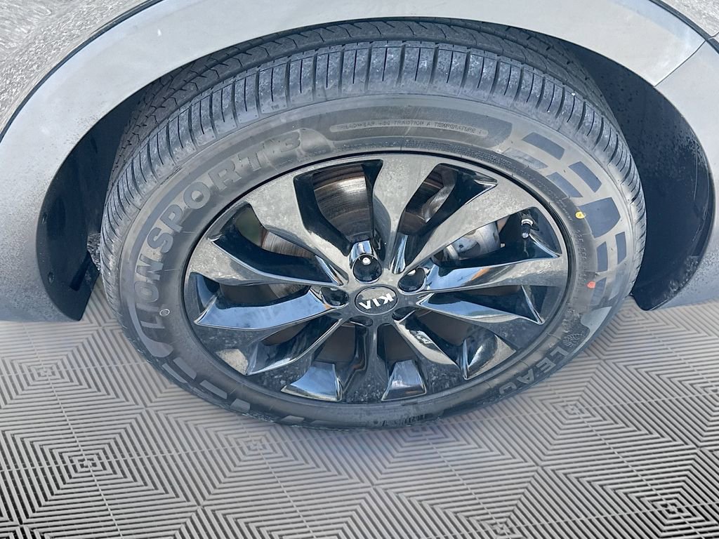 Used 2019 Kia Sorento S image 33