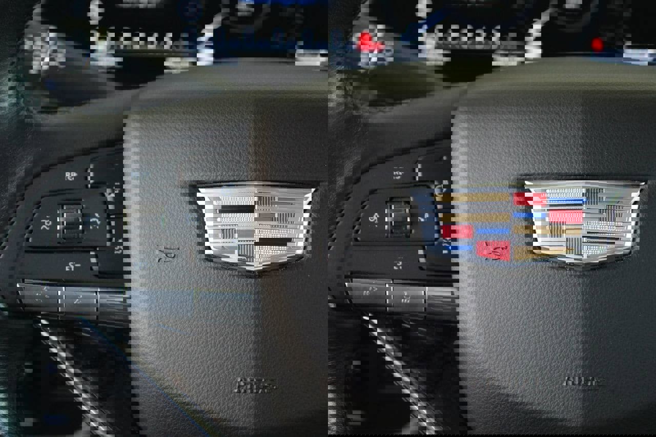 Used 2021 Cadillac Escalade Premium Luxury w/ Driver Assist Tech Package AWD/4WD image 36