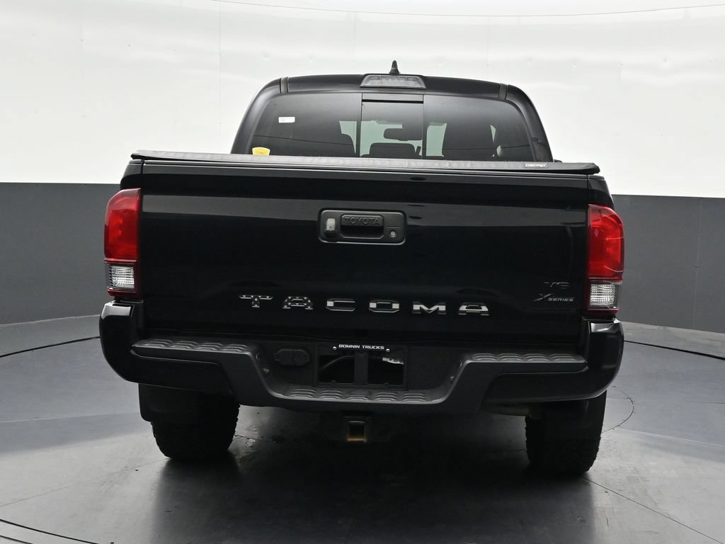 Used 2023 Toyota Tacoma SR5 w/ Technology Package RWD image 4