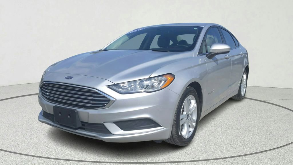 Used 2018 Ford Fusion S FWD image 3