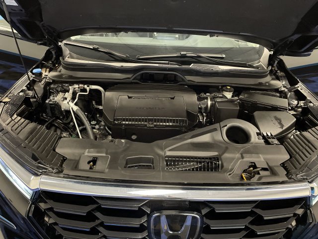 Certified 2023 Honda Pilot Touring image 28