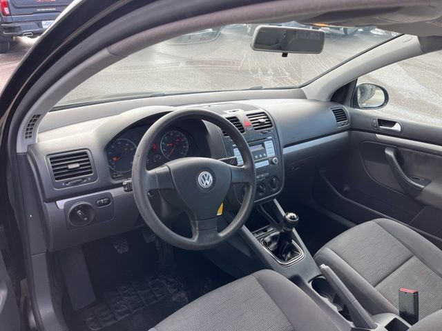 Used 2008 Volkswagen Rabbit S image 32