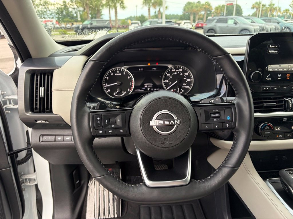 Certified 2025 Nissan Pathfinder SL AWD/4WD image 15
